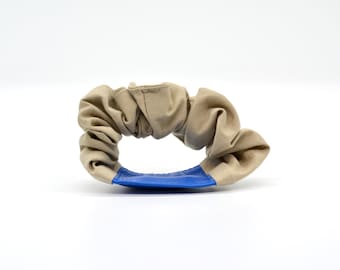 Scrunchie with leather, blue (unique due to the faux leather detail, for the hair or wrist) Hair tie with blue leather