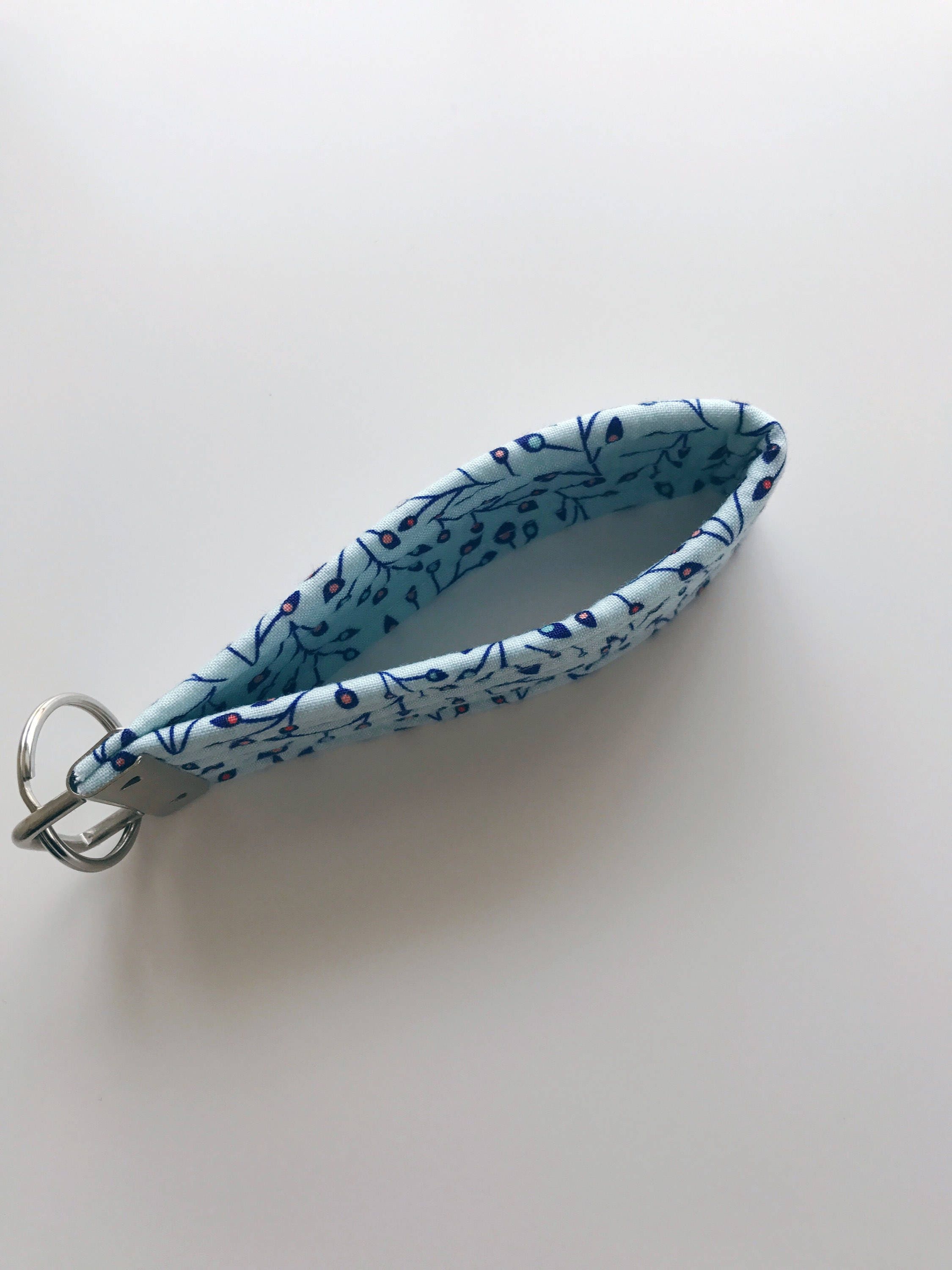 Floral Key Fob Quilted Key Fob Fabric Key Fob Wristlet Key Etsy