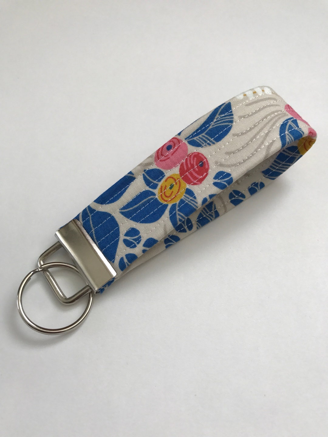 Floral Key Fob, Quilted Key Fob, Fabric Key Fob, Wristlet Key Chain for