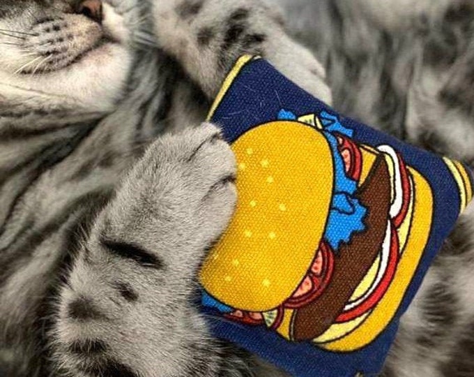 Burger catnip cat pillow toy - eco friendly, vegan, biodegradable gifts for cats