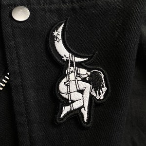 Shibari Moon Patch / Rope Bondage Kinky BDSM Celestial Witchy Erotic Art / Iron On Patch