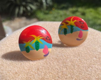 Clip-on earrings, earrings for non-pierced ears, ear clips, clip-on earrings.