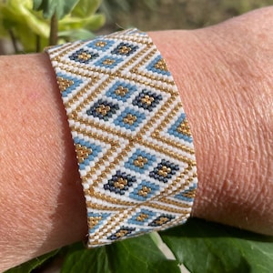 Woven beaded bracelet, miyuki weaving, miyuki beads, miyuki cuff, wide cuff bracelet