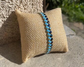 Herringbone bracelet, flat bead bracelet, miyuki bracelet, woven beaded bracelet, Tila beads, blue bead bracelet