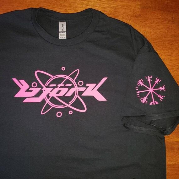 Bjork Shirt Size XL. Björk Tattoo on Sleeve. NEW - Etsy Canada