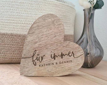 Holzherz FÜR IMMER personalisiert | Hochzeit Rustikal Geschenk Verlobung Mangoholz Geschenkidee Mr & Mrs Tischdeko mit Namen Gravur