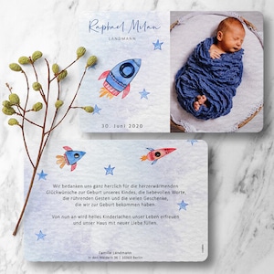 GEBURTSKARTE BABY | Danksagung | Geburt | Grußkarte | personalisiert | individualisiert | mit Fotos | Papeterie | Babyboy | Rakete | Sterne