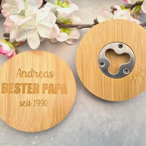 Gepersonaliseerde bamboe flesopener | Gegraveerd met naam cadeau idee beste vader beste man bieropener dop lifter onderzetter verjaardag
