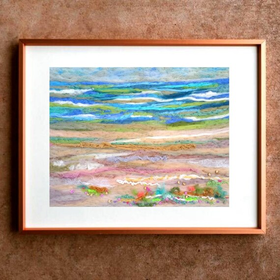 ニードルフェルトの海辺のアート：抽象的なウール絵画のタペストリー