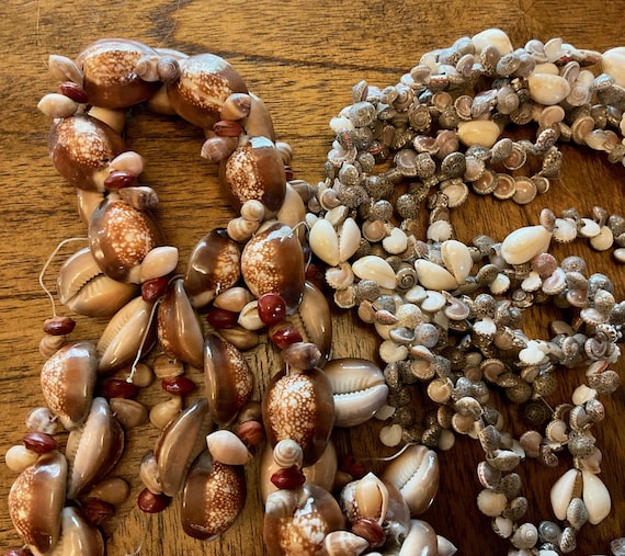 Vintage Three Handmade Mongo and Other Shell Lei … - image 5