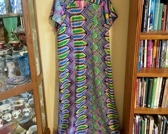 Vintage Handmade Aloha Muumuu Dress (L) - Abstract Pattern, Full Length, Short Sleeve - Made in Hawaii - 1960's to 1990's