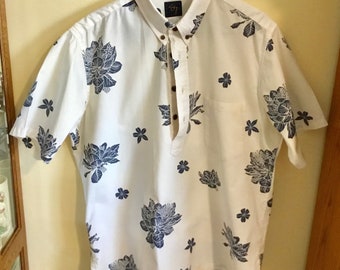 Vintage "Sig Zane Design" Men's Large Pullover Aloha Shirt - Made in Hawaii - 1980's to 1990's