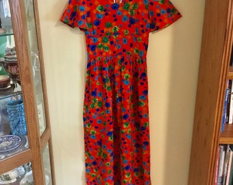 Vintage Handmade Aloha Dress (S to XS) - Floral Pattern, Full Length, Short Sleeve (Needs Minor Repair) - Made in Hawaii - 1960's to 1990's