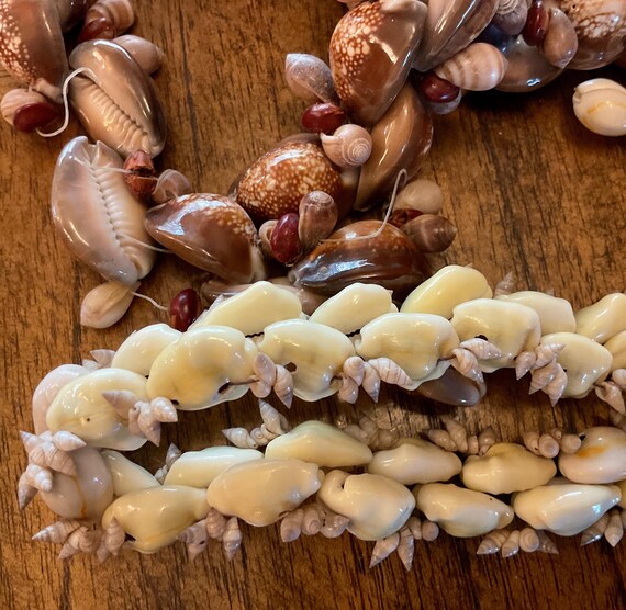 Vintage Three Handmade Mongo and Other Shell Lei … - image 3