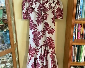 Vintage "Hilo Hattie" Aloha Dress (Size 10) - Calf Length, Ruffle Hem and Collar, Short Sleeve - Made in Hawaii - 1980's