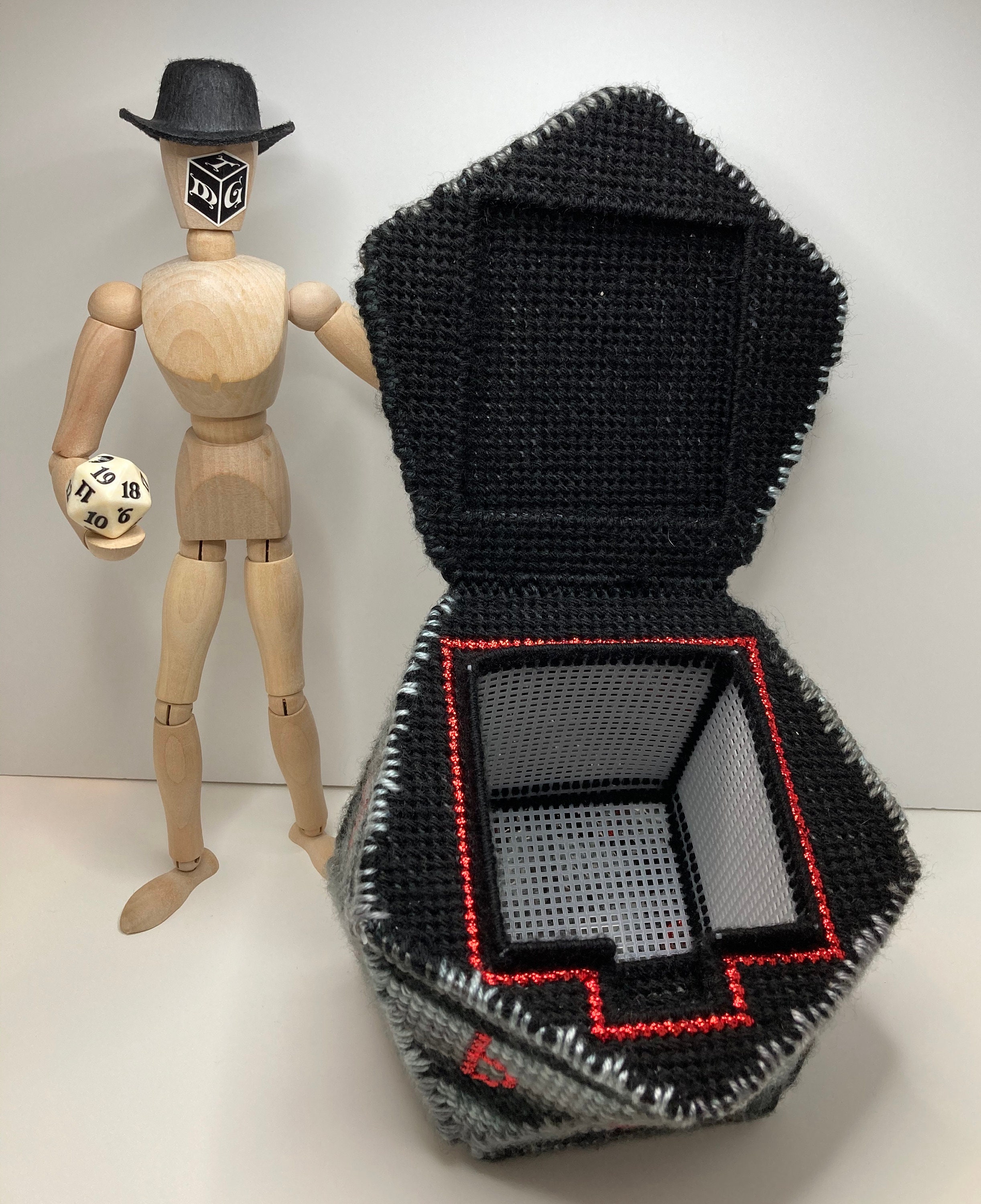 MTG Needlepoint EDH Deck Box with closure Commander Etsy