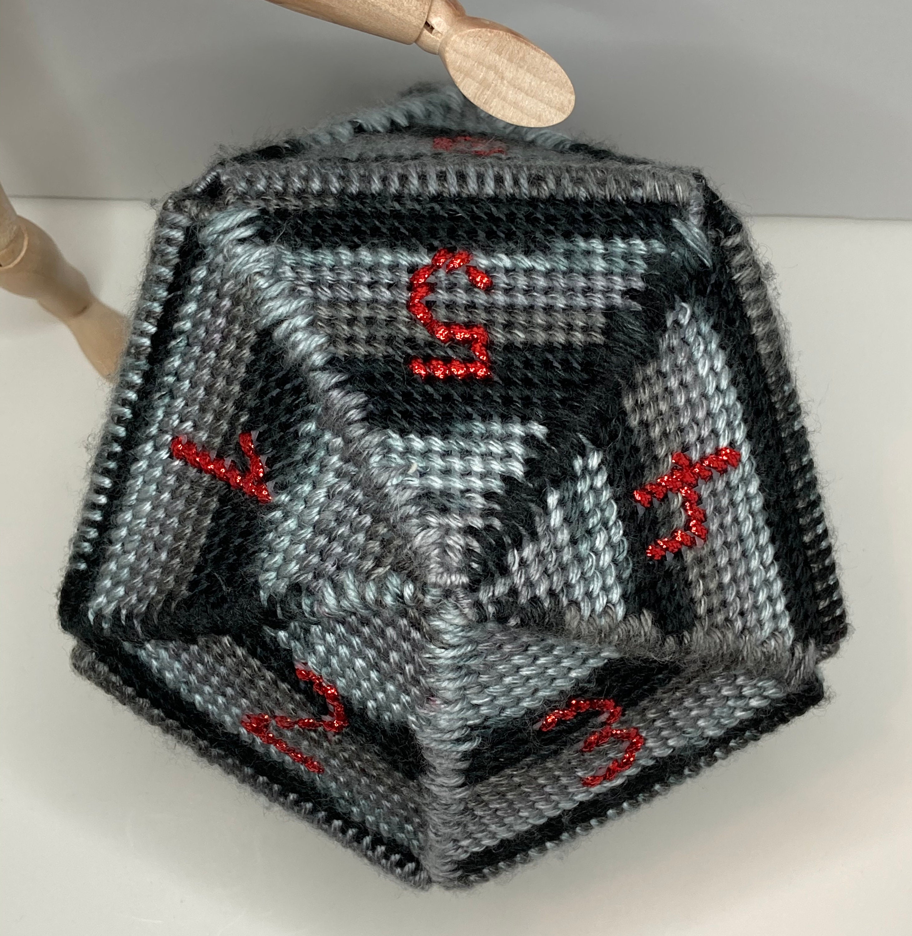 MTG Needlepoint EDH Deck Box with closure Commander Etsy