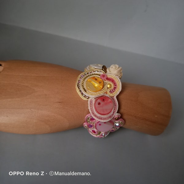 Manualdemano, Pulsera de soutache floral Nº 110