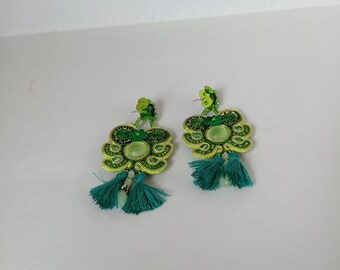 Manualdemano, Earrings of fluorine green soutache Nº 261