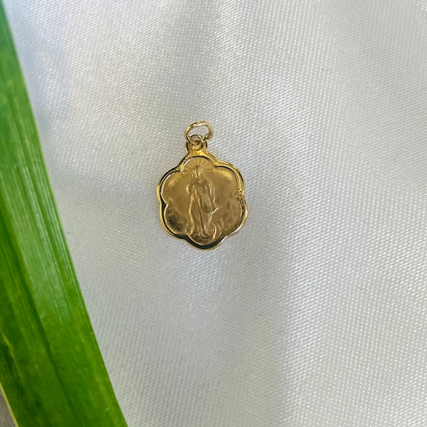 Virgin Mary Medal/14Kt solid gold Medal/ Charm/autentic Stones/ azabache/pendant/red coral/religious medals/medal 14kt/ religious Jewelry