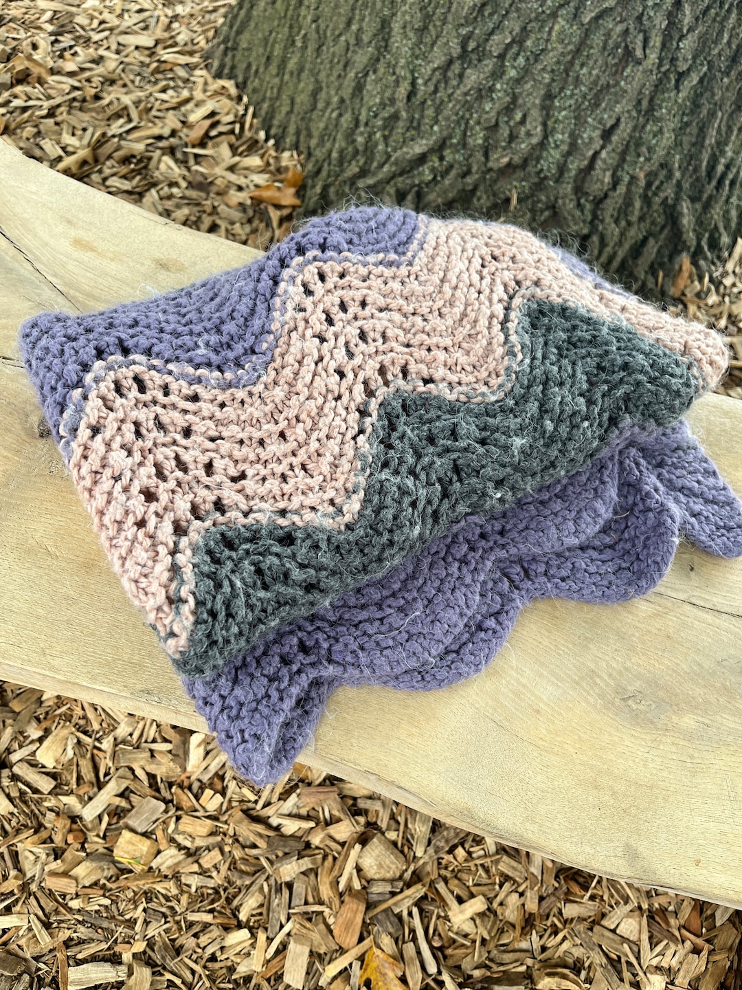 Scalloped Quilted Blanket main image 0