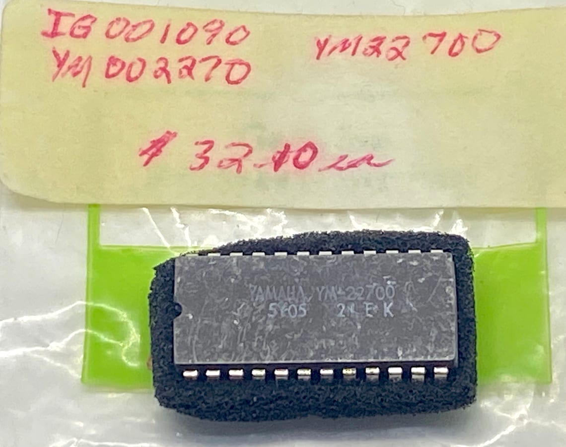 YAMAHA YM22700 IG001090 Integrated Circuit YM227