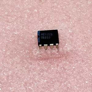 Analog Devices AC1226 Integrated Circuit Vintage 8 pin Dip New Old Stock Cold Junction Thermocouple Compensator