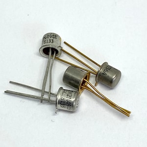 Lot de 4 transistors Motorola 2N4948 NOS PNP silicium des années 80, transistor programmable TO206AA TO-18