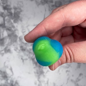 Soft and Squeezy Ducky Silicone Squishy - Squeeze and Play Toy for Relaxation and Fun