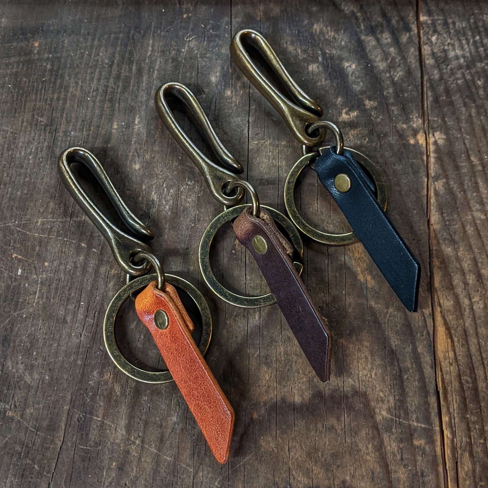 Hemlock Mini Japanese Fish Hook - Personalized Keychain - Leather