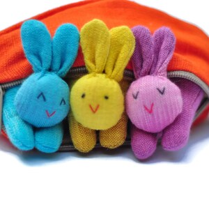 Hasenspielzeug Hase und Karotte Geldbörse Osterhasenfamilie Hasenspielzeug Familie Kaninchen Suffed Hase Suffed Kaninchen Häschen Ostern