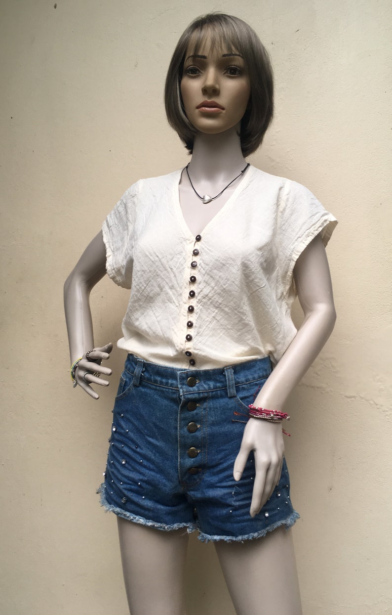 Cotton Button-Down Top in CREAM Weightless Natural Fiber Breathable Short-Sleeve
