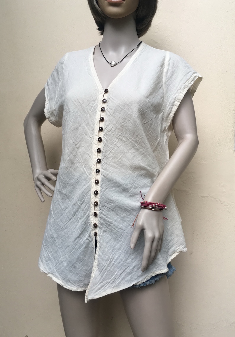 Cotton Button-Down Top in CREAM Weightless Natural Fiber Breathable Short-Sleeve