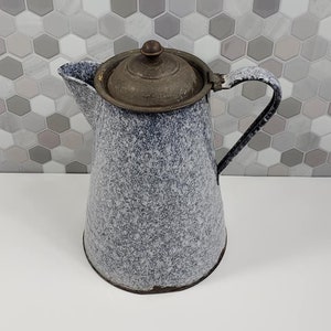 Vintage Gray and White Enamelware Coffee Pot Graniteware Rustic Coffee Pot Primitive Coffee Pot Farmhouse Decor Rustic Decor Country Decor