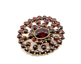Antique 18K Gold & Rose Cut Bohemian Garnet Brooch