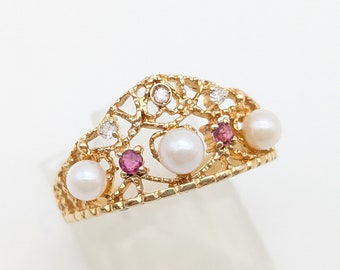 Vintage 14k Pearl, Ruby & Diamond Crown Ring - Size 7.25, Resizeable