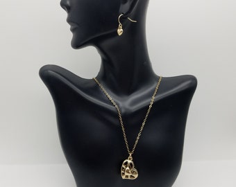 Vintage Gold Rhinestone Heart Pendant Necklace and Earrings Set