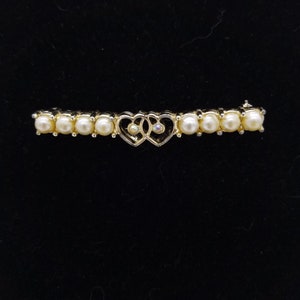 Vintage Sarah Coventry Faux Pearl & Aurora Borealis Crystal Hearts Bar Brooch image 1