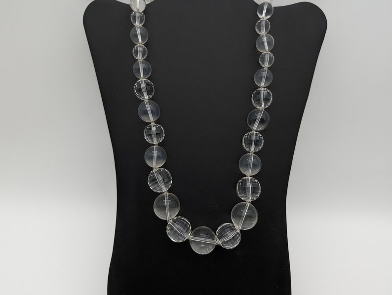 1960s Clear Faceted & Smooth Lucite Bead Graduated Necklace 31 image 1