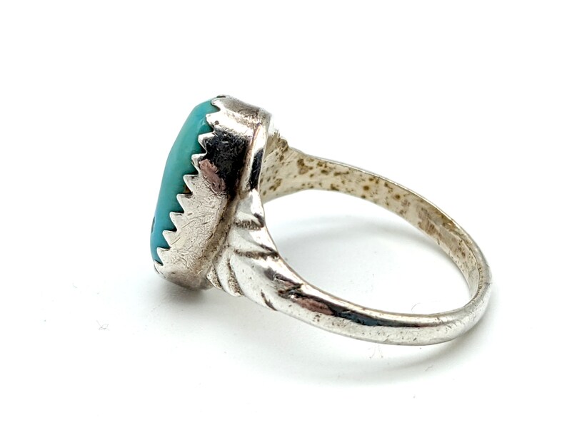 Vintage Sterling Silver /& Turquoise Ring Size 3.25