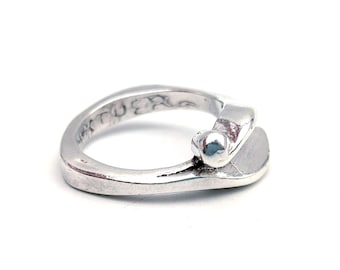 Heavy Vintage Sterling Silver Bypass Ring - Size 5