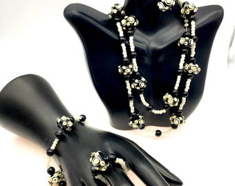 Vintage Lampwork Glass Bead Demi-Parure 4 Piece Set in Black, Yellow & White