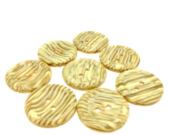 Set of 8 Faux Wood Buttons - 21 mm / Size 34 / 27/32"
