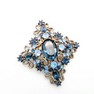 Trifari Blue Rhinestone Floral Brooch/ Pendant - 2&quot;