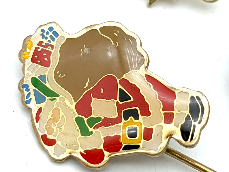 Wreath /& Candy Canes Santa Lot of 3 Vintage Enameled Holiday Pins
