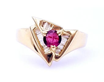 14K Gold Natural Ruby and Diamond Modernist Statement Ring - Size 6.75