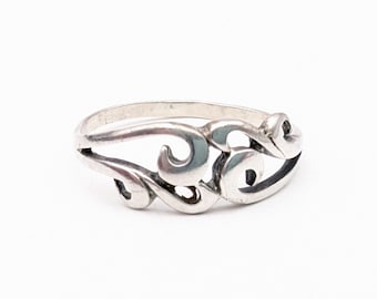 Sterling Silver Swirled Wave Ring - Size 7