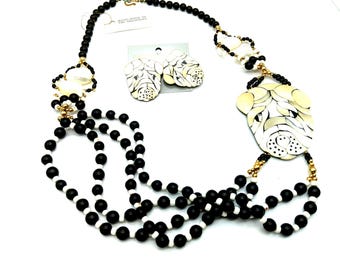 Vintage Lee Sands Shar Pei Dog Mother of Pearl Inlay Necklace & Earring Set