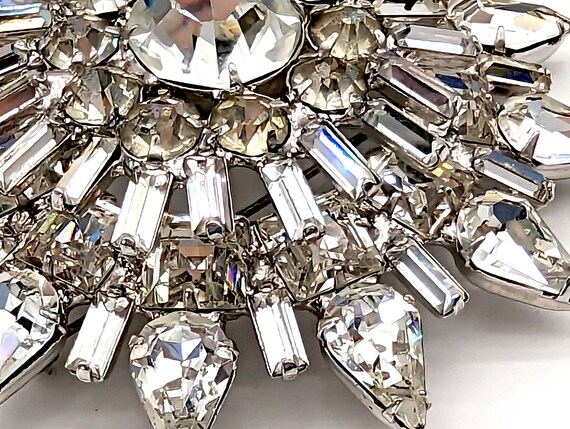 Large Vintage White Rhinestone Encrusted floral Brooch - Gem