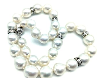 Colar de pérolas em ouro branco 14K, diamantes, pérolas barrocas brancas gigantes, dos Mares do Sul.